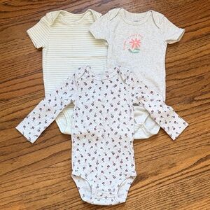 Carter's Light Gray, green stripes & floral Bodysuit bundle